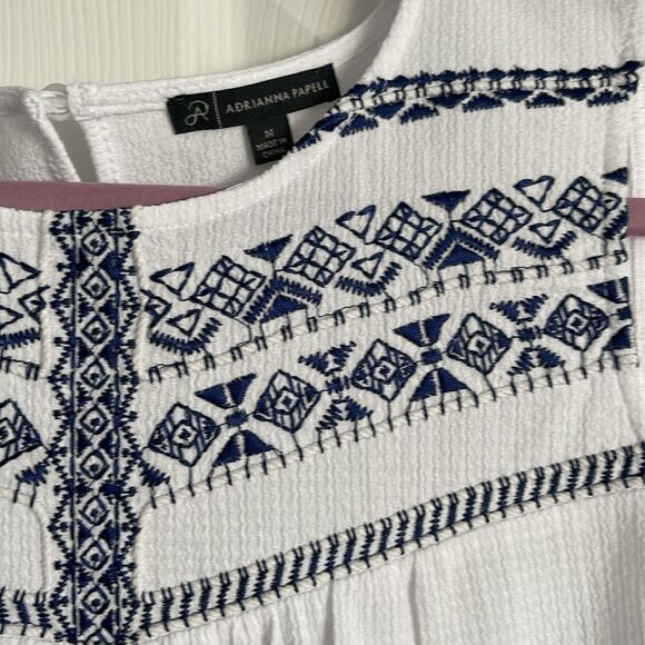 NWOT tank - Picture 4 of 5